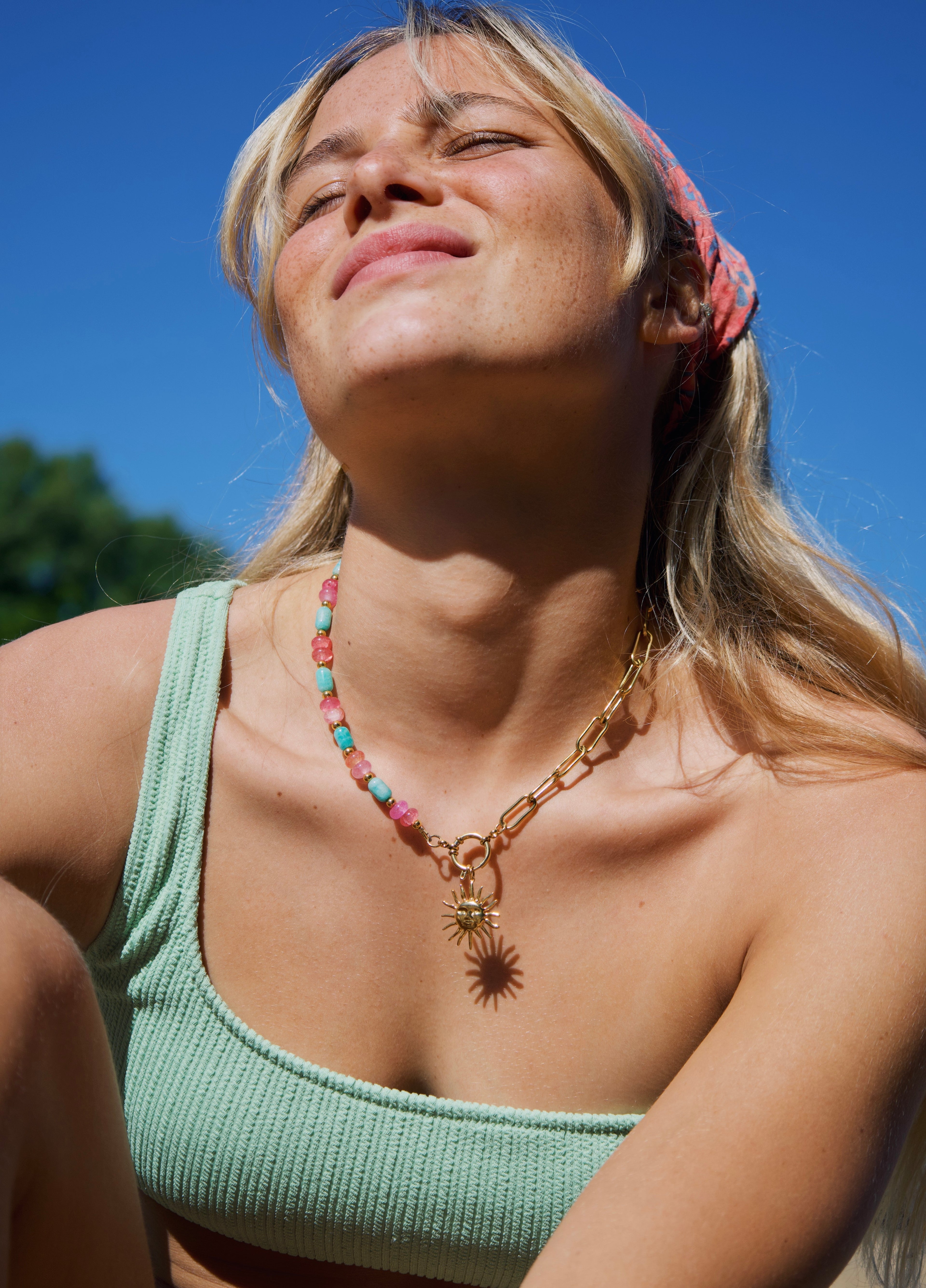 Collier Rosa