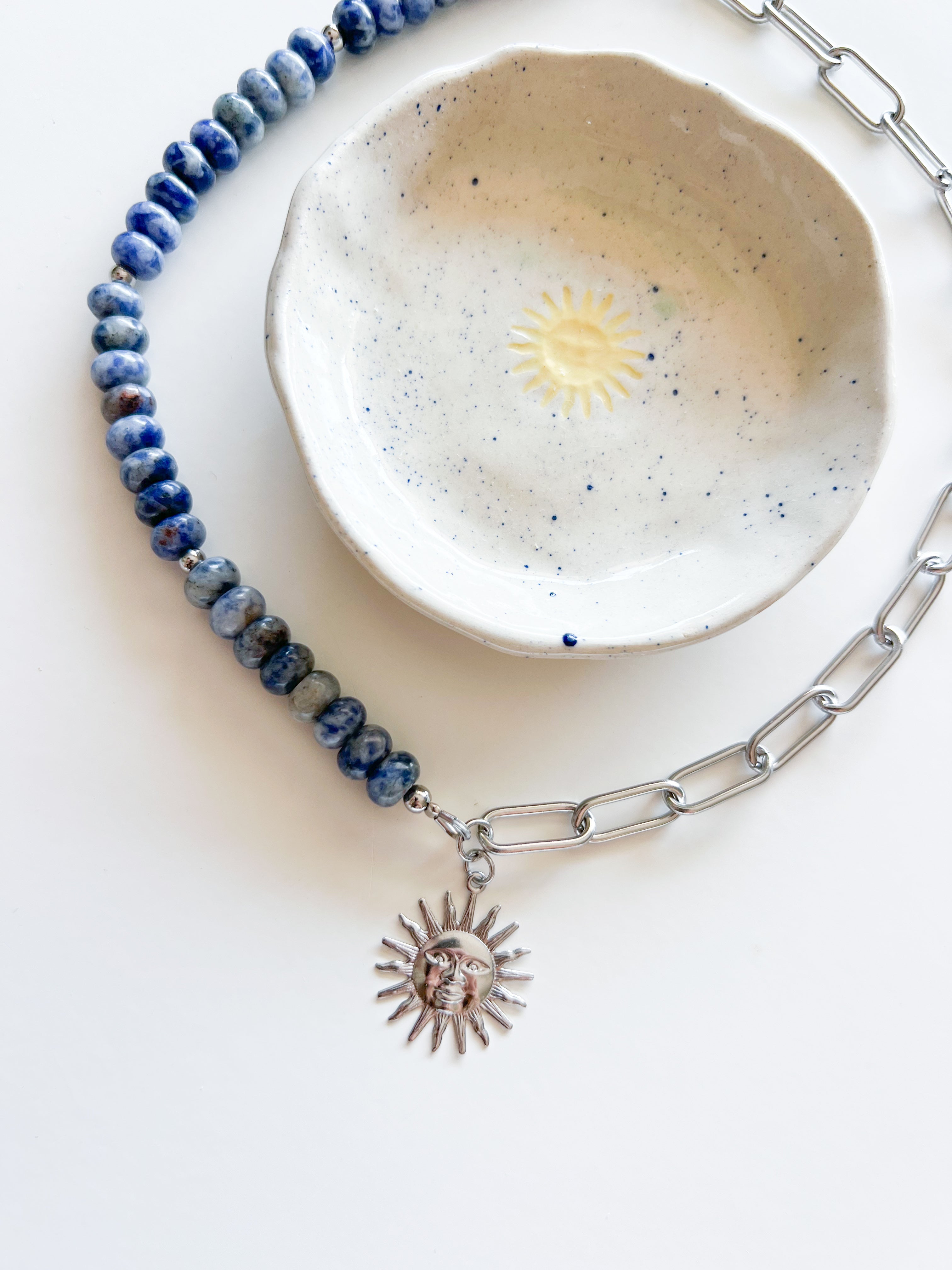 Collier Minoa
