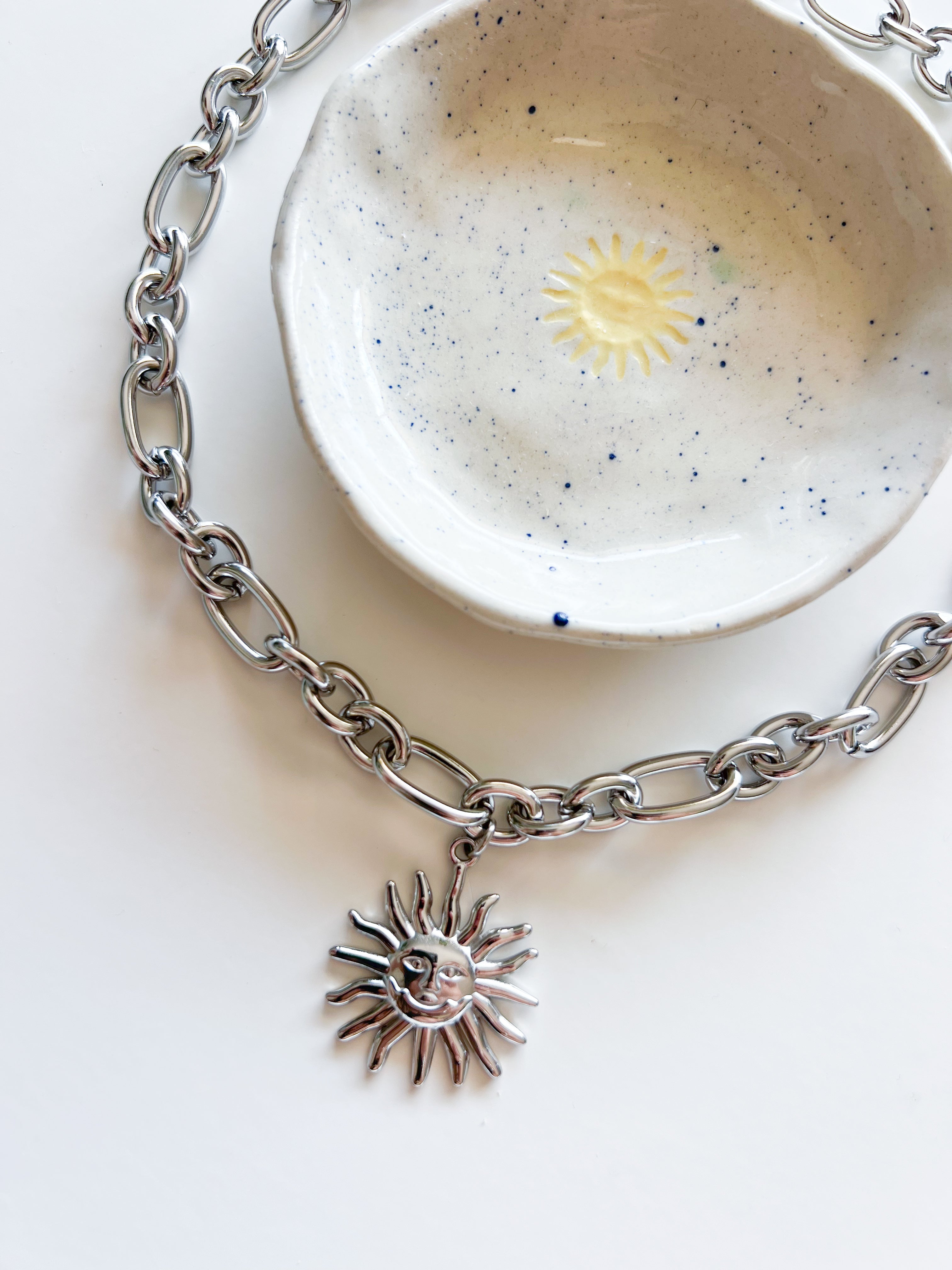 Collier Sony