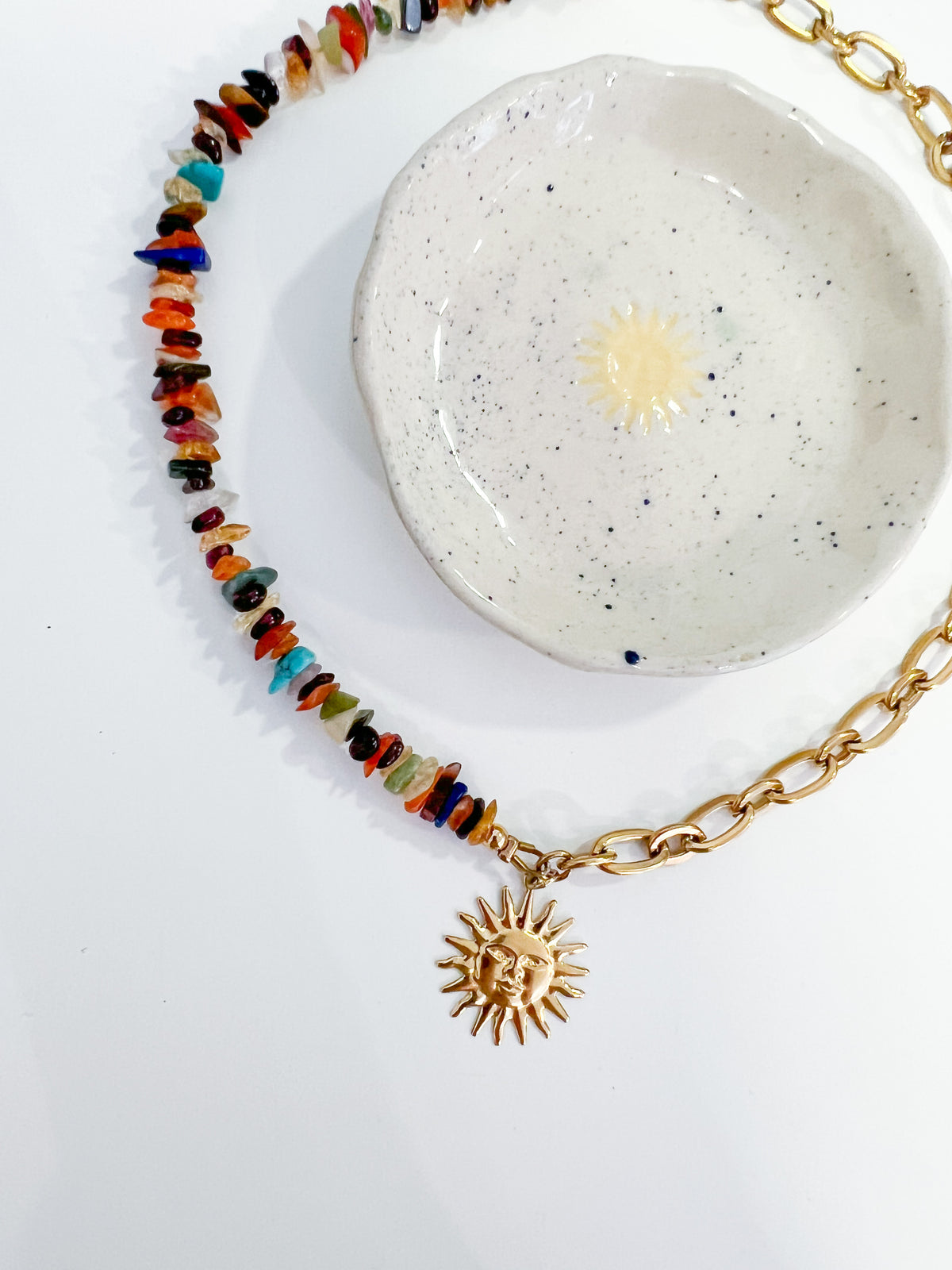 Collier Mira
