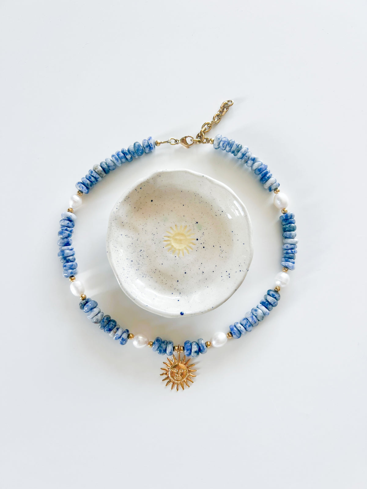 Collier Helios